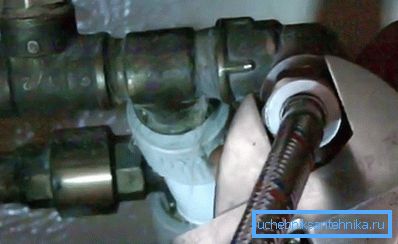 Зараз можна прыкруціць шланг