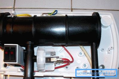 Atmor Basic 3,5 кВт, выгляд знутры. Atmor Basic 3,5 кВт, выгляд знутры.