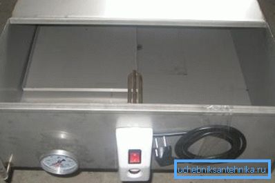 Бак з Тэном для падагрэву Бак з Тэном для падагрэву