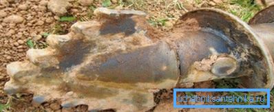Бур з лопасцевым разцом Бур з лопасцевым разцом