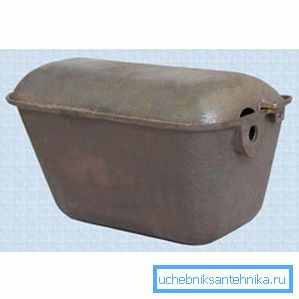 Чыгун - не самы ўдалы варыянт для бачка, у свой час яго выкарыстоўвалі таму, што цана была невялікі Чыгун - не самы ўдалы варыянт для бачка, у свой час яго выкарыстоўвалі таму, што цана была невялікі