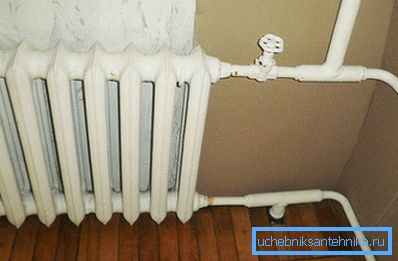 Чыгунныя батарэі напэўна знаёмыя кожнаму чалавеку, які вырас у доме савецкай пабудовы. Чыгунныя батарэі напэўна знаёмыя кожнаму чалавеку, які вырас у доме савецкай пабудовы.