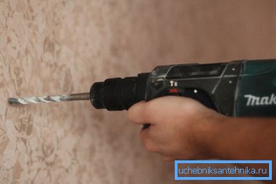 Для прароблівання адтулін у сцяне лепш выкарыстоўваць перфаратар Для прароблівання адтулін у сцяне лепш выкарыстоўваць перфаратар