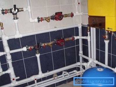 Для пракладкі камунікацый можна выкарыстоўваць самыя розныя матэрыялы Для пракладкі камунікацый можна выкарыстоўваць самыя розныя матэрыялы