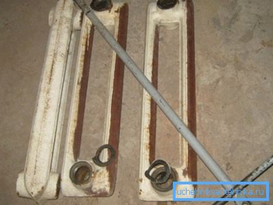 Двухколончатые секцыі і Радыятарны ключ з каўняром Двухколончатые секцыі і Радыятарны ключ з каўняром