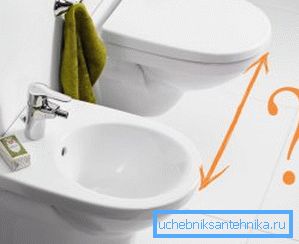 Калі падобным метадам ўсталёўваюцца некалькі сантэхнічных прыбораў, то абавязкова неабходна ўлічваць адлегласць паміж імі ці ж набываць паўнавартасную секцыю