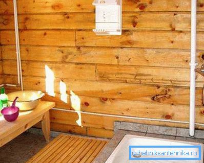 Калі вас не задавальняе санвузел у агародзе - можна змясціць яго ўнутры дома. Калі вас не задавальняе санвузел у агародзе - можна змясціць яго ўнутры дома.