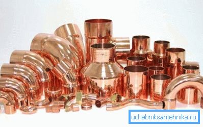 Фітынгі і перахаднікі для мантажу.