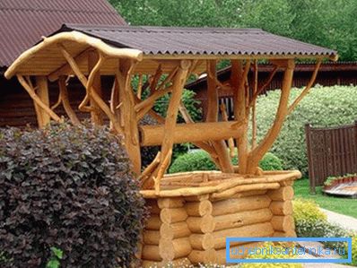 Фота дэкаратыўнага драўлянага крыніцы, выкананага сваімі рукамі. Фота дэкаратыўнага драўлянага крыніцы, выкананага сваімі рукамі.
