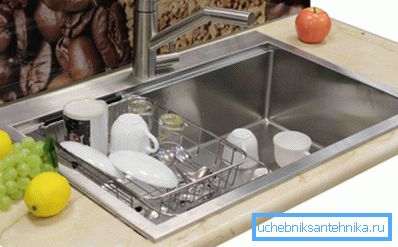Выкарыстанне спецыяльнай каша, які можа служыць у якасці сушкі для ўжо помытые посуду Выкарыстанне спецыяльнай каша, які можа служыць у якасці сушкі для ўжо помытые посуду