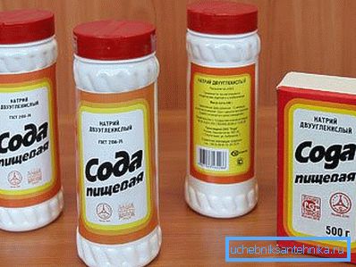 Якім чынам прачысціць ракавіну содай і воцатам ўласнаручна