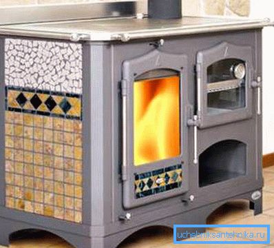 Камін з вадзяной кашуляй