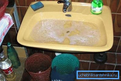 Кіпень у ракавіне Кіпень у ракавіне