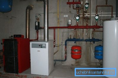 Камбінацыя цвёрдапаліўнага і газавага агрэгата