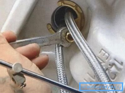 Мацаванне змяшальніка. Мацаванне змяшальніка.