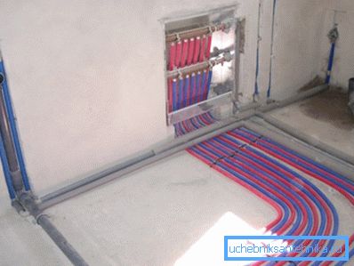Прамянёвая сістэма абагравання патрабуе выкарыстання велізарнай колькасці труб і калектараў
