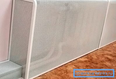 металічны кораб