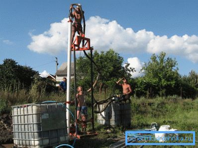 На фота - бурэнне сваімі рукамі