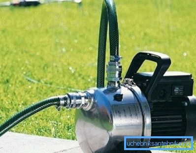 На фота - дэмакратычны варыянт для дачнай свідравіны, яго напору дастаткова, каб паліваць градкі На фота - дэмакратычны варыянт для дачнай свідравіны, яго напору дастаткова, каб паліваць градкі