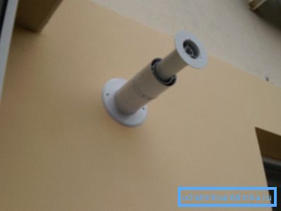 На фота прымусовае адвядзенне адпрацаваных газаў