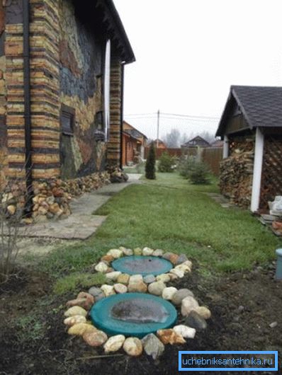 На фота - знешні выгляд правільна заглыбленай биоканализации