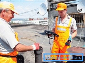 На фота - вы можаце назіраць, як даўжнікам перакрываюць каналізацыю без наведвання жылля На фота - вы можаце назіраць, як даўжнікам перакрываюць каналізацыю без наведвання жылля