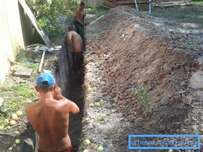 Пачатковы этап працы - копке траншэі