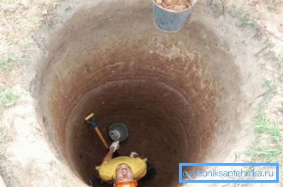Пачынаем капаць калодзеж восенню Пачынаем капаць калодзеж восенню