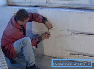 Нанясенне разметкі на сцяну
