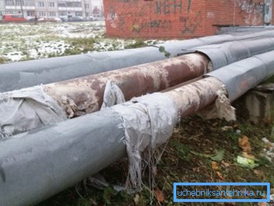 Неізаляваныя трубаправоды - асноўная крыніца цепластрат Неізаляваныя трубаправоды - асноўная крыніца цепластрат