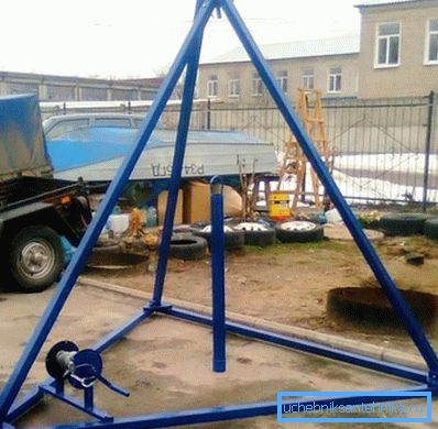 Ўзор трёхгранной канструкцыі з сталі Ўзор трёхгранной канструкцыі з сталі