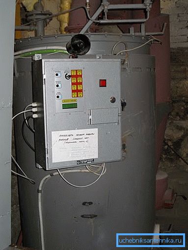 Паравой ацяпляльны кацёл Паравой ацяпляльны кацёл