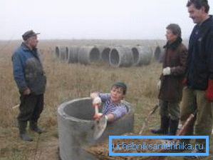 Першы час можна абыйсціся без вёдраў. Першы час можна абыйсціся без вёдраў.