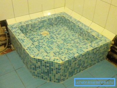 Подыум у кватэры.