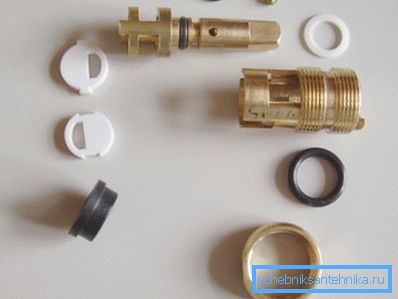 Цалкам разабраная керамічная буксуе Цалкам разабраная керамічная буксуе