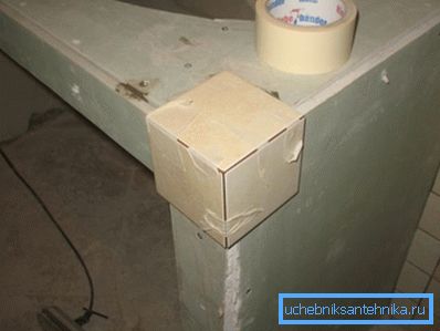 Парой для стварэння такіх канструкцый выкарыстоўваюць цалкам гіпсакардонныя сістэмы, якія пасля можна абшаляваць пліткай Парой для стварэння такіх канструкцый выкарыстоўваюць цалкам гіпсакардонныя сістэмы, якія пасля можна абшаляваць пліткай