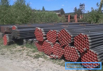 Правільнае складаванне труб. Правільнае складаванне труб.