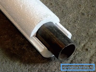 Пры вонкавай пракладцы труб ацяплення іх трэба абавязкова ўцяпляць Пры вонкавай пракладцы труб ацяплення іх трэба абавязкова ўцяпляць
