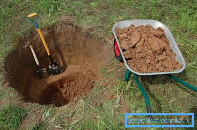 Пры ручной копке трэба быць вельмі акуратным Пры ручной копке трэба быць вельмі акуратным