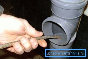 Прачыстка стояка праз рэвізію Прачыстка стояка праз рэвізію