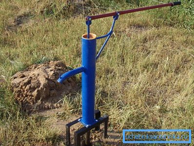 Ручной вадзяной насос для свідравіны на дачным участку Ручной вадзяной насос для свідравіны на дачным участку