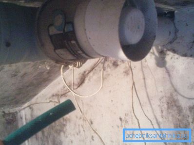 З дапамогай пластыкавых труб лёгка мантуецца механічная вентыляцыя ў хляве сваімі рукамі З дапамогай пластыкавых труб лёгка мантуецца механічная вентыляцыя ў хляве сваімі рукамі