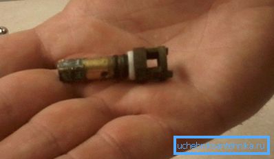 Шток з новай пракладкай Шток з новай пракладкай