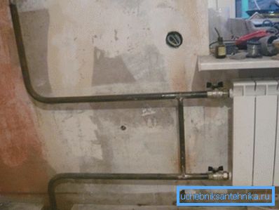 Сталёвая падводка да радыятара ацяплення