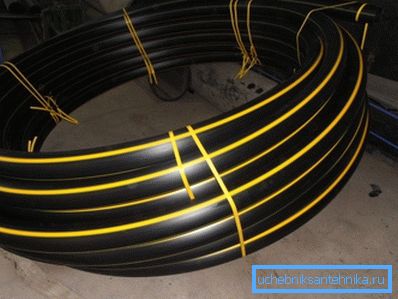Труба, прызначаная для мантажу газаправода, пазначаецца жоўтай паласой Труба, прызначаная для мантажу газаправода, пазначаецца жоўтай паласой