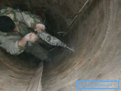 Убирание перфаратарам расслаіўся бетону Убирание перфаратарам расслаіўся бетону