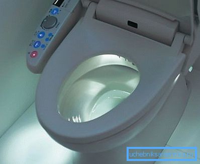 Ўнітаз, абсталяваны па апошнім слове тэхнікі Ўнітаз, абсталяваны па апошнім слове тэхнікі