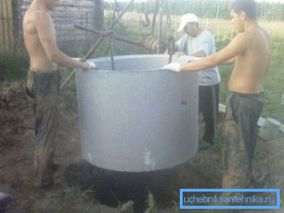 Усталёўваем першыя два кольца. Усталёўваем першыя два кольца.