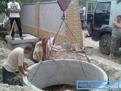 У адзіночку працаваць з дадзенымі ЖБВ вельмі складана. У адзіночку працаваць з дадзенымі ЖБВ вельмі складана.