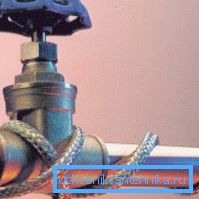 Водаправодны кран з падагрэвам вады выключае пашкоджанне запорного механізму марозам